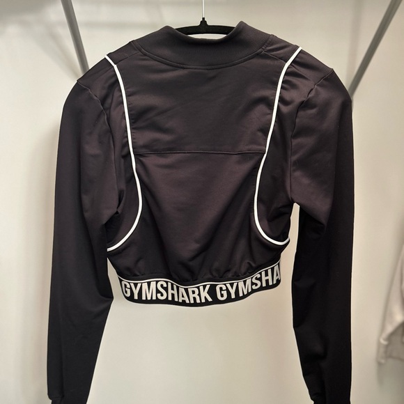 Gymshark Black Women's Cropped Sweater - Picture 2 of 3